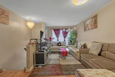 1168 Arena Road 126, Mississauga, On L4y 4k7