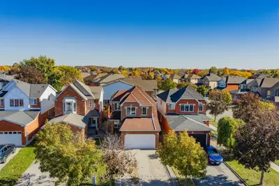 33 Preston Street, Halton Hills, On L7g 5v5