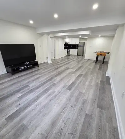 376 Gooch Crescent, Milton, On L9t 7m1
