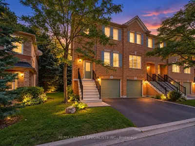 5530 Glen Erin Drive 42, Mississauga, On L5m 6e8