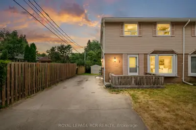 7 Cardwell Street, Orangeville, On L9w 2v5