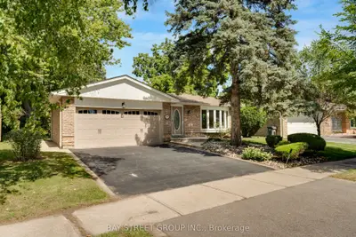2283 Devon Road, Oakville, On L6j 5r2