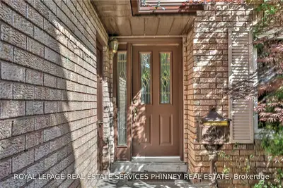 1004 Cutler Court, Mississauga, On L5h 4c9