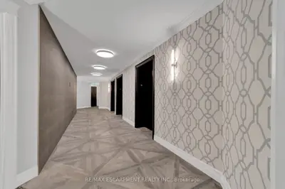 220 Forum Drive 1405, Mississauga, On L4z 4k1