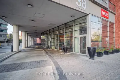 38 Joe Shuster Way 1502, Toronto, On M6k 0a5