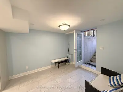 136 Nahani Way Basement, Mississauga, On L4z 4j8