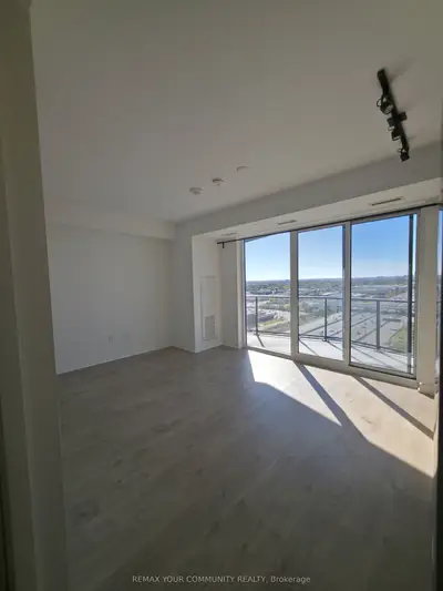 36 Zorra Street 1510, Toronto, On M8z 4z7
