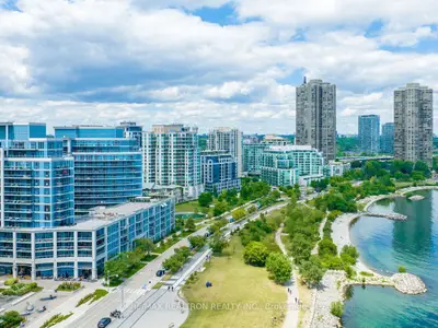 58 Marine Parade Drive 210, Toronto, On M8v 4g1