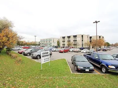 40 Finchgate Boulevard 122, Brampton, On L6t 3j1