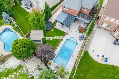 6 Mccandless Court, Caledon, On L7c 3r7