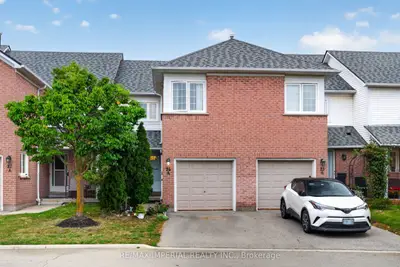5205 Glen Erin Drive 26a, Mississauga, On L5m 5n6