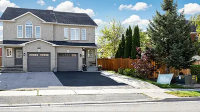 668 Madame Street, Mississauga, On L5w 1h1
