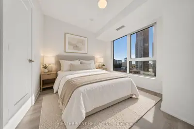 60 Central Park Road Way 1405, Toronto, On M9a 3k1