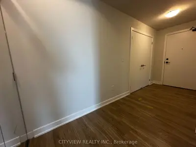 430 Square One Drive 2411, Mississauga, On L5b 0l6