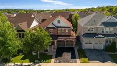 25 Mccandless Court, Caledon, On L7c 3r6
