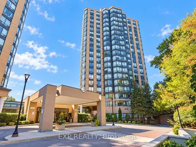 3 Hickory Tree Road 1407, Toronto, On M9n 3w5