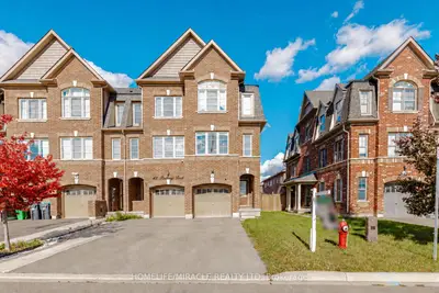 45 Padbury Trail, Brampton, On L7a 4v2