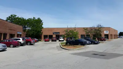 37 Kodiak Crescent 1, Toronto, On M3j 3e5