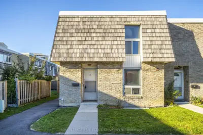 707 Burnhamthorpe Road 51, Toronto, On M9c 2z6