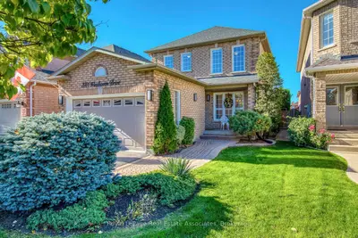 3781 Windhaven Drive, Mississauga, On L5n 7v6