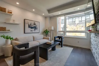 1150 Briar Hill Avenue 304, Toronto, On M6b 0a9