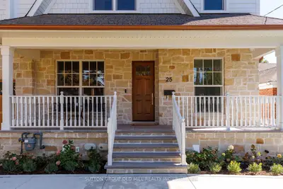 25 Beaucourt Road, Toronto, On M8y 3g1