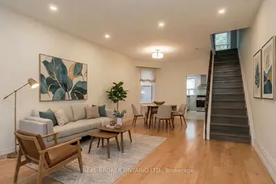 20 Golden Avenue W, Toronto, On M6r 2j4