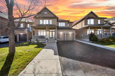 70 Appleaire Crescent, Brampton, On L6r 0v9