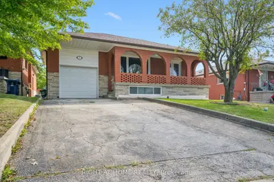 27 Jocada Road, Toronto, On M6l 2j4