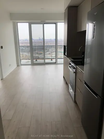 70 Annie Craig Drive 3201, Toronto, On M8v 0g2