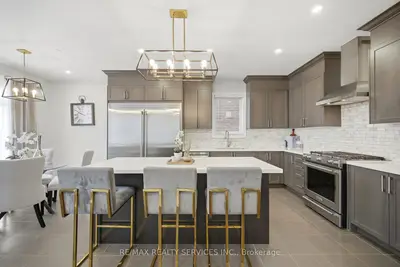 152 Newhouse Boulevard, Caledon, On L7c 4e1