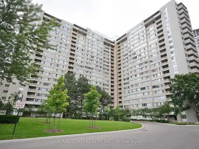 3590 Kaneff Crescent 405, Mississauga, On L5a 3x3