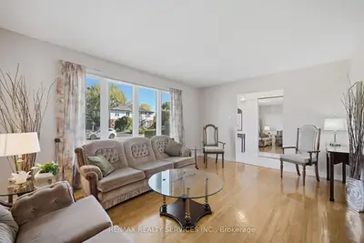 5 Drake Boulevard, Brampton, On L6t 3k7