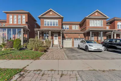 28 Vincent Street, Brampton, On L6r 0g8