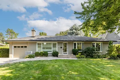 383 Maplehurst Avenue, Oakville, On L6l 4y3