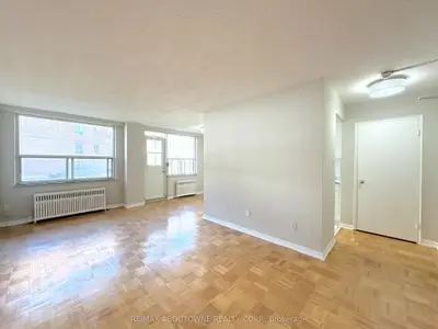 145 Jameson Avenue 108, Toronto, On M6k 2x4