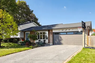 341 Lynnwood Drive, Oakville, On L6h 1m7