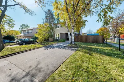 2576 Mainroyal Street, Mississauga, On L5l 1c9