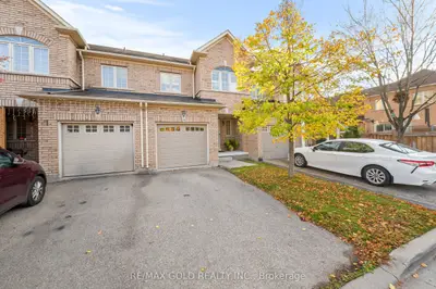 33 Bay Breeze Drive, Brampton, On L6r 0m1