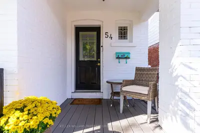 54 Albani Street, Toronto, On M8v 1x2