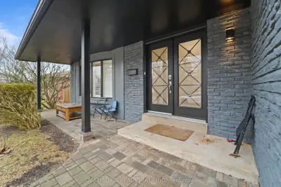 2290 Devon Road, Oakville, On L6j 5r4
