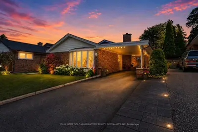 5 Hallow Crescent, Toronto, On M9w 2v8