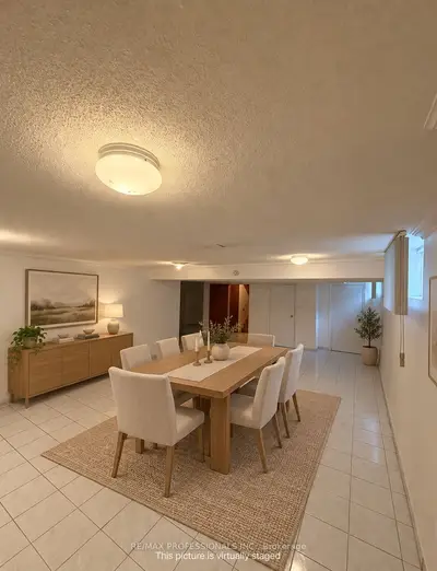 78 Roxaline Street, Toronto, On M9p 2z2