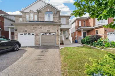 19 Mossgrove Crescent, Brampton, On L7a 3e6