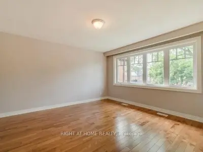 48 Wallace Avenue, Toronto, On M6h 1t5