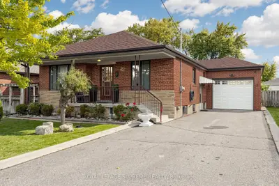 58 Tavistock Road, Toronto, On M3m 2n9