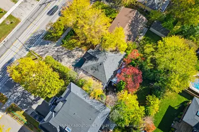 422 Third Line, Oakville, On L6l 4a5