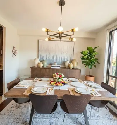 11 Wincott Drive 1105, Toronto, On M9r 2r9