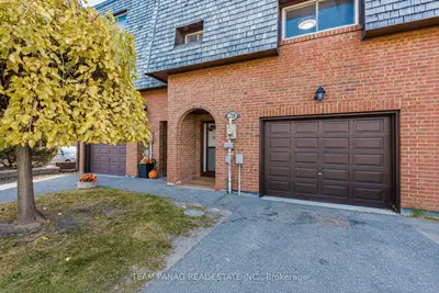 28 Briar Path, Brampton, On L6t 2a2