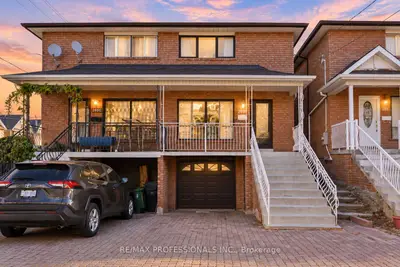 289f Bartlett Avenue, Toronto, On M6h 3g3